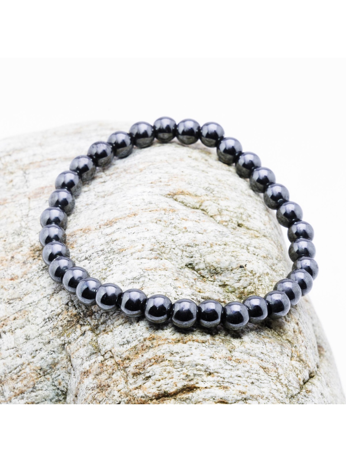 Scopri i nostri bracciali in pietra ematite