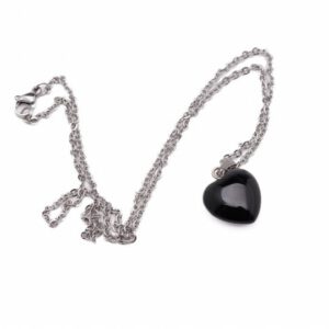 Herzanhänger mit Kette aus schwarzem Onyx