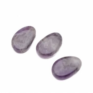 Durchbrochener Anhänger aus Amethyst