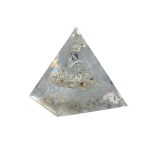 Orgonit-Pyramide mit Bergkristall